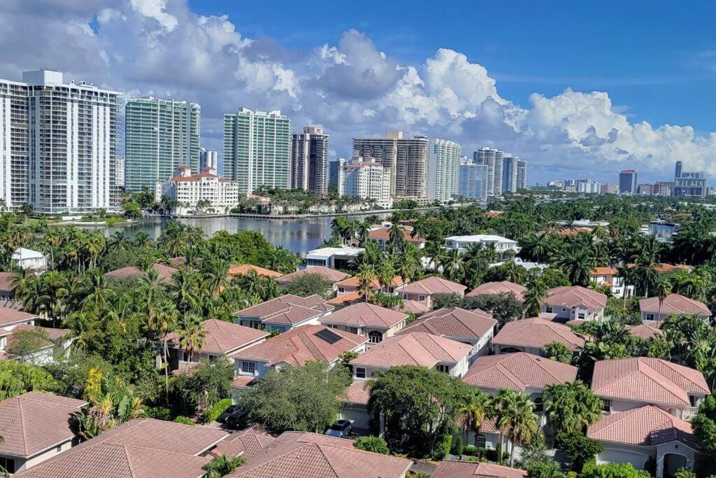 Ocean Reserve Sunny Isles 11Th Str-02330 Lägenhet Miami Beach Exteriör bild