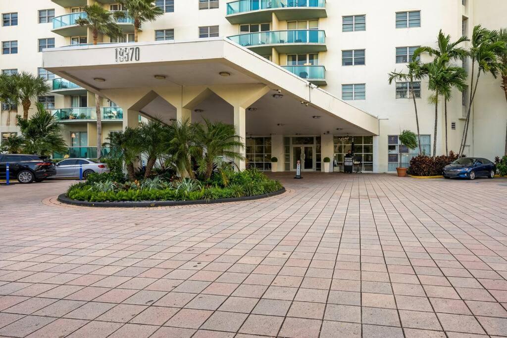 Ocean Reserve Sunny Isles 11Th Str-02330 Lägenhet Miami Beach Exteriör bild