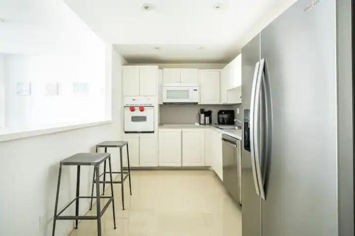 Ocean Reserve Sunny Isles 11Th Str-02330 Lägenhet Miami Beach Exteriör bild