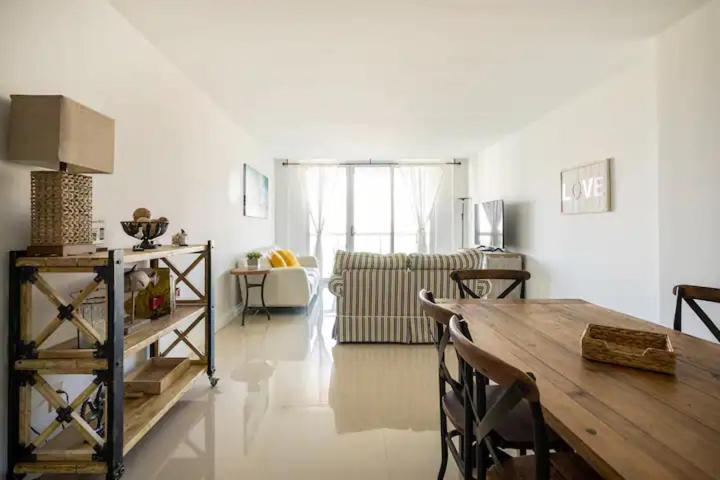 Ocean Reserve Sunny Isles 11Th Str-02330 Lägenhet Miami Beach Exteriör bild